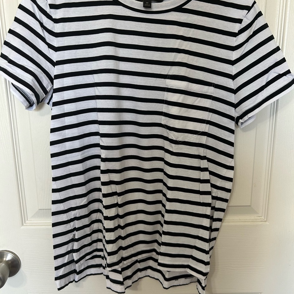 Banana Republic Black and White Striped Tee